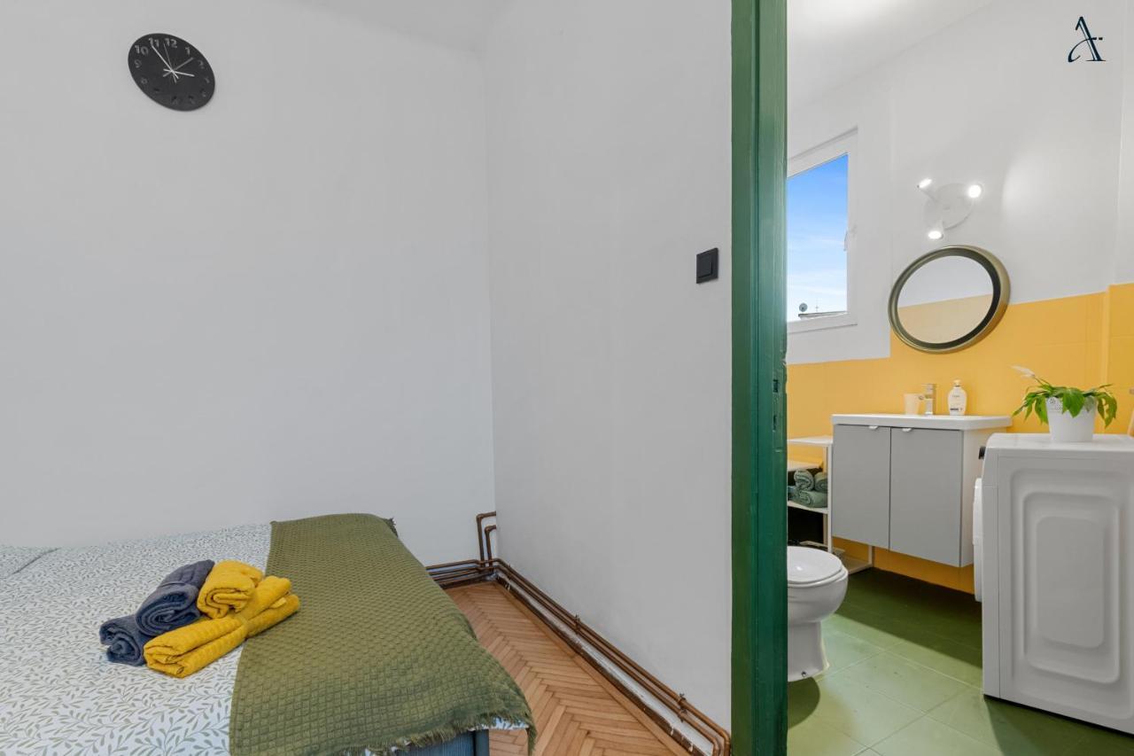 11 Apartments 布加勒斯特 外观 照片